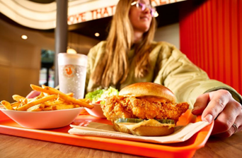 Popeyes à l'Avenue 83 : Une Ouverture Très Attendue